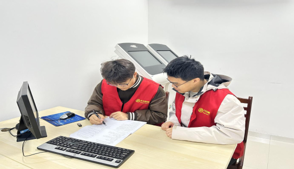 以进建强能力，以实干创佳绩